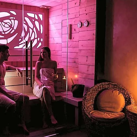 Wellness Demaenova 4* Lipótszentmiklós