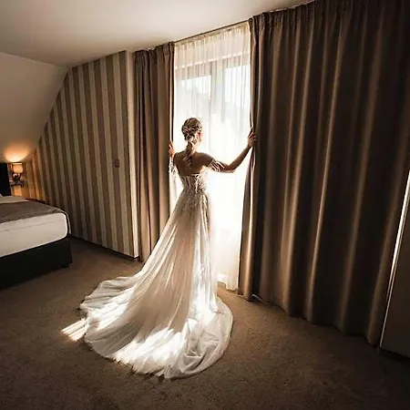 Wellness Demaenova 4* Lipótszentmiklós